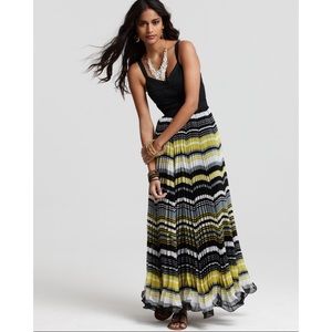 Free People Maxi Pleated Dress Size 2
